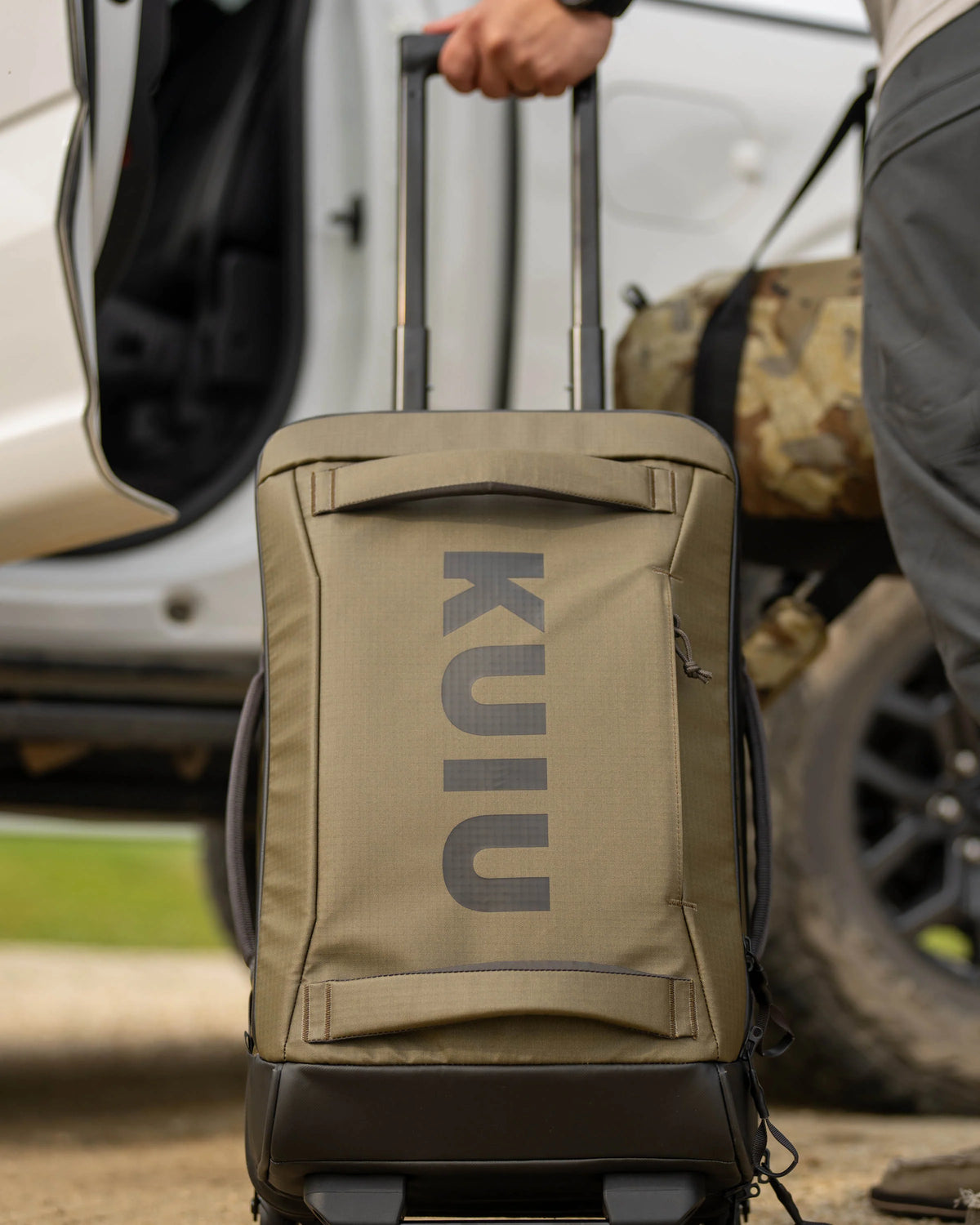 Waypoint 3000 Carry-On Roller | Gunmetal
