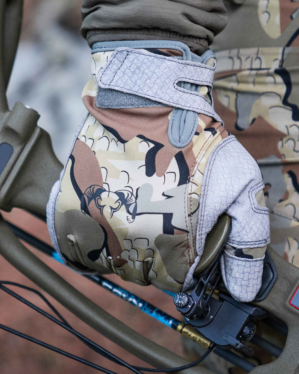 Guide X Glove | Vias